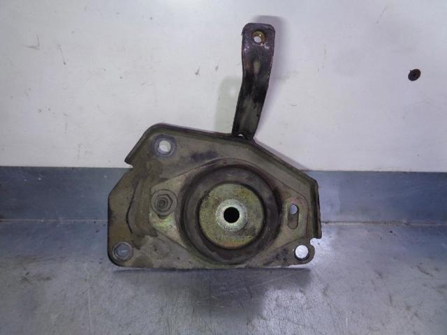 Coxim (suporte) esquerdo de motor 184468 PEUGEOT