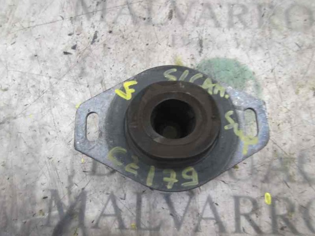 Coxim (suporte) esquerdo de motor 1844A8 PEUGEOT