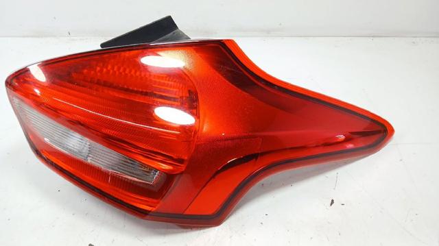 Lanterna traseira direita 1906354 FORD
