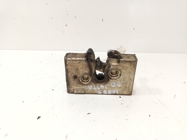 Fecho da porta dianteira direita 191837016C VAG