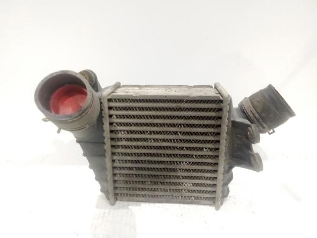 Radiador de intercooler 1C0145803A VAG