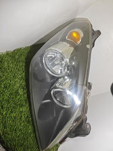Luz direita 1EG27037002 OPEL