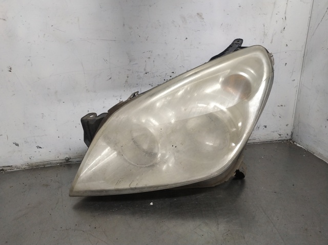 Luz direita 1EG27037041 OPEL