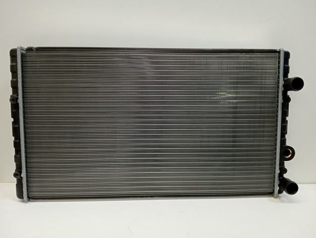 Radiador de esfriamento de motor 1H0121253L VAG