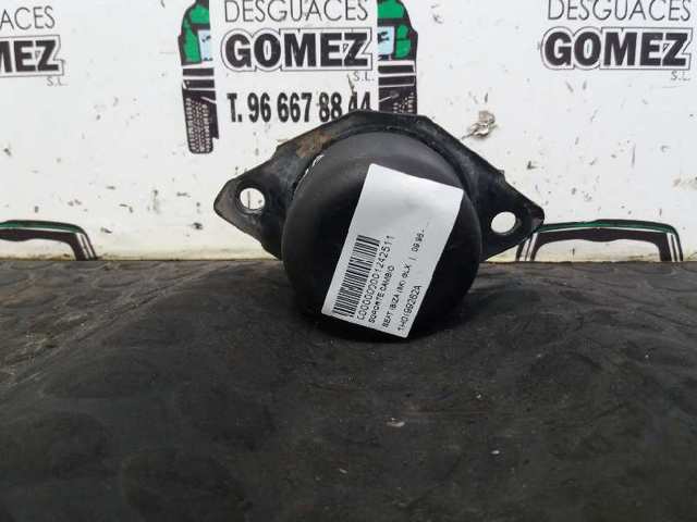 Coxim (suporte) traseiro direito de motor 1H0199262A VAG