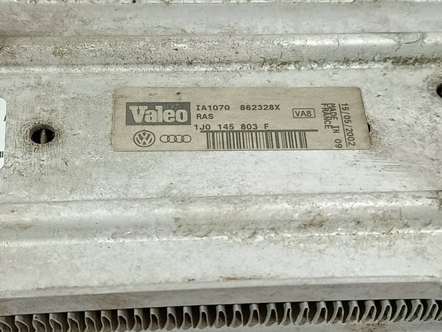 Radiador de intercooler 1J0145803F VAG