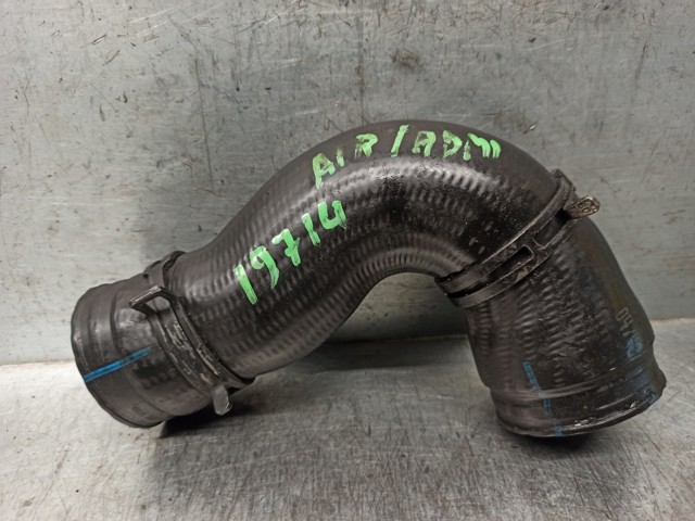 Cano derivado de ar, saída de turbina (supercompressão) 1J0145838E VAG