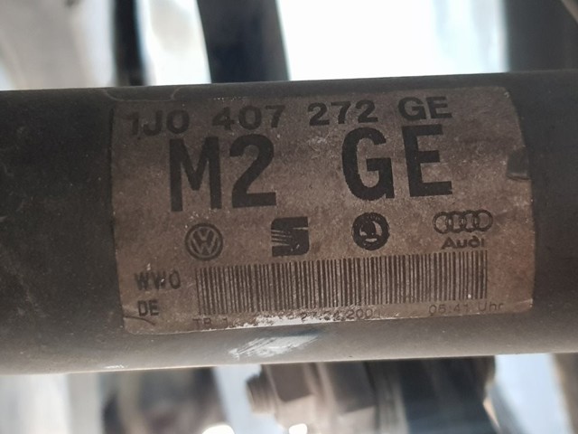 Semieixo (acionador) dianteiro direito 1J0407272GE VAG