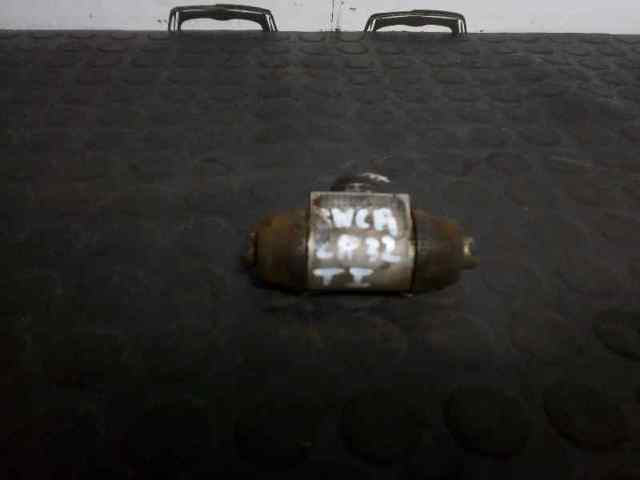 Cilindro traseiro do freio de rodas de trabalho 1J0611053 VAG