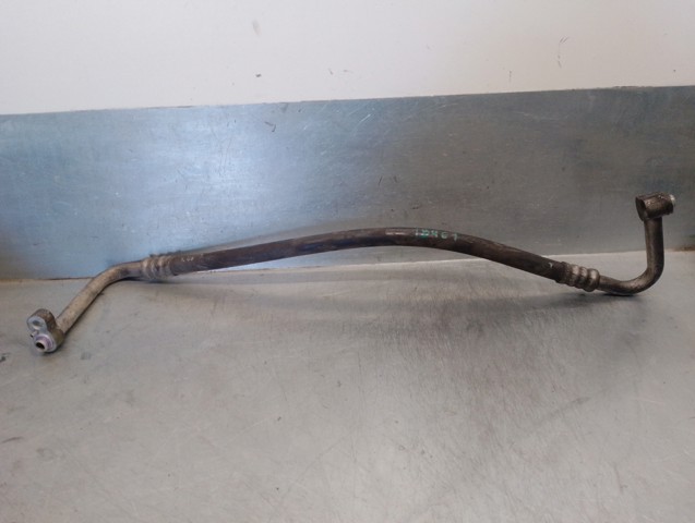 Mangueira de aparelho de ar condicionado, desde o compressor até o radiador 1J0820721T VAG