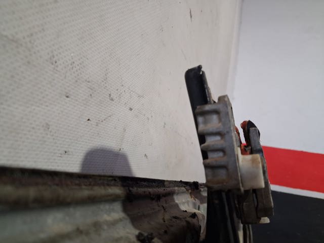 Motor de acionamento de vidro da porta dianteira direita 1J3837730AE VAG