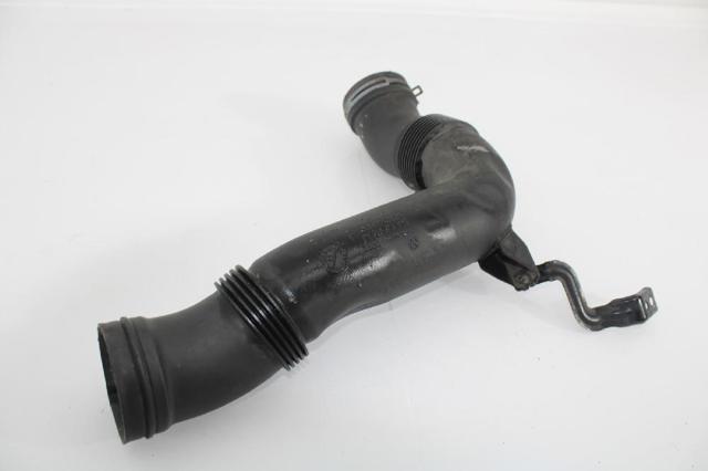 Cano derivado de ar, entrada no ressonador 1K0129618AJ VAG