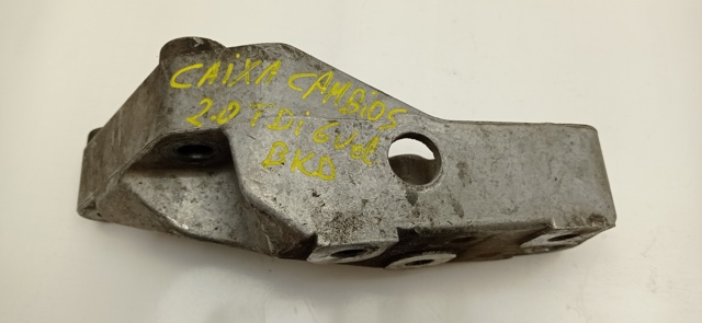 Consola de coxim (apoio) esquerda de motor 1K0199117 VAG