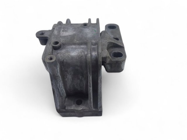 Coxim (suporte) direito de motor 1K0199262 VAG