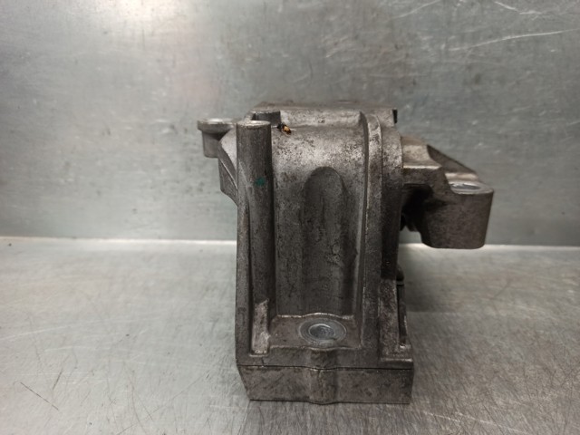 Coxim (suporte) direito de motor 1K0199262BA VAG