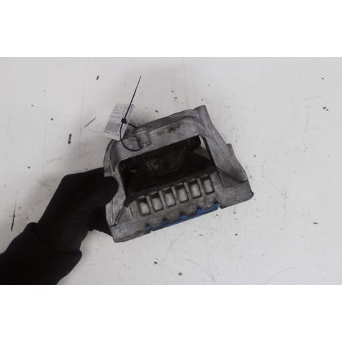 Coxim (suporte) direito de motor 1K0199262CG VAG