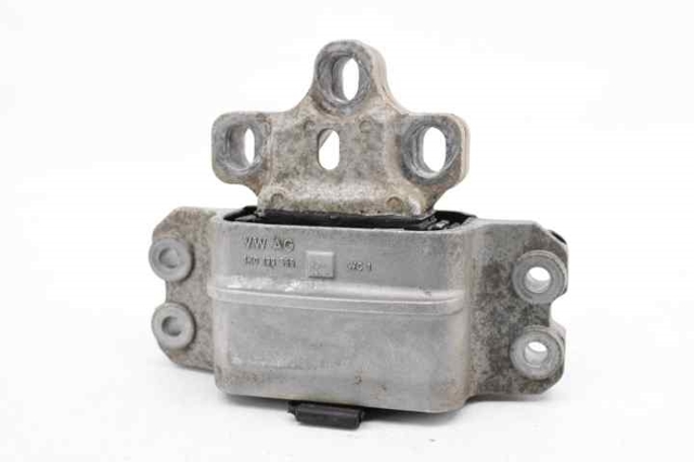 Coxim (suporte) esquerdo de motor 1K0199555S VAG