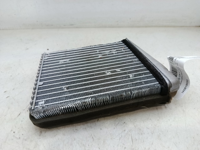 1K0819033 VAG