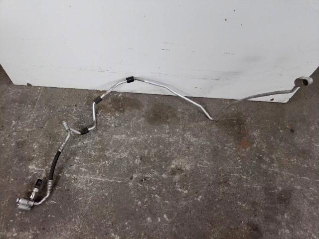 Mangueira de aparelho de ar condicionado, desde o radiador até o vaporizador 1K0820741AT VAG