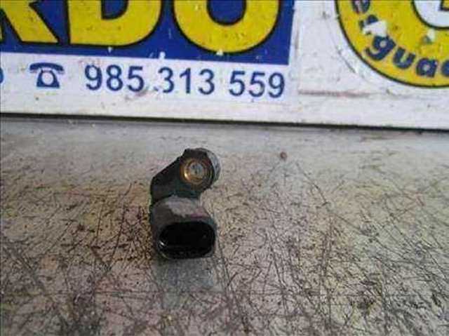 Sensor ABS traseiro esquerdo 1K0927807 VAG