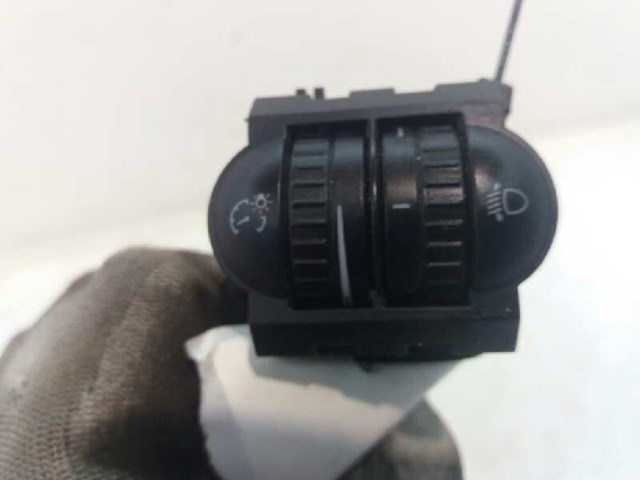 Botão (regulador) de corretor das luzes 1K0941333D VAG