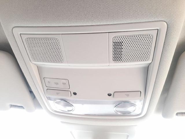 Quebra-luz de iluminação de salão (de cabina) 1K0947105PY20 VAG
