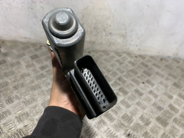 Motor de acionamento de vidro da porta traseira direita 1K0959704B VAG