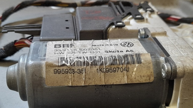 1K0959704J VAG