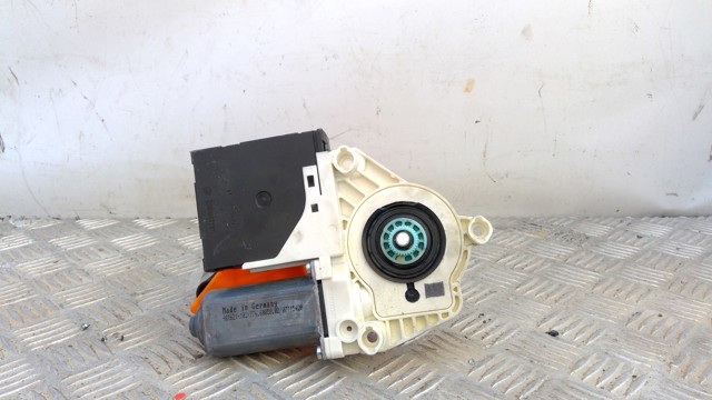 Motor de acionamento de vidro da porta dianteira direita 1K0959792H VAG