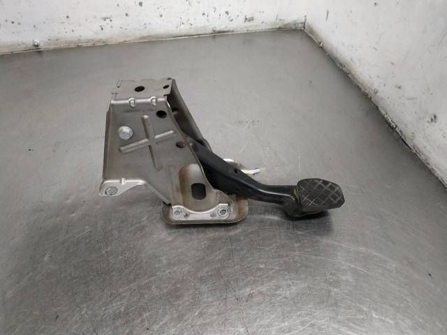 Pedal de embraiagem Audi A3 8P1
