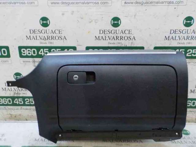 Tampa da caixa para luvas (porta-luvas) 1K1857101M82V VAG