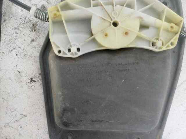 Mecanismo de acionamento de vidro da porta dianteira direita 1K4837462A VAG