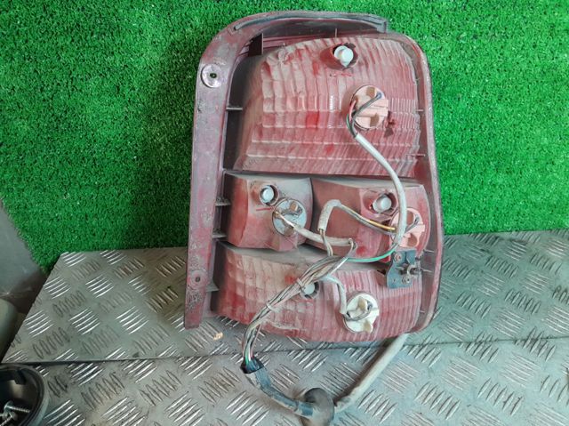 Lanterna traseira esquerda 1K53A51140 HYUNDAI