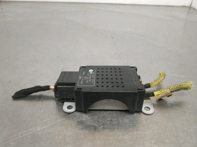 Reforçador do sinal de antena 1K6035570F VAG