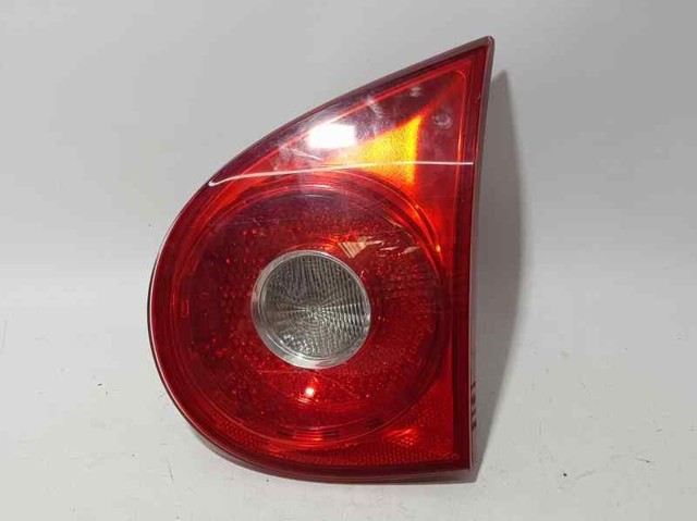 Lanterna traseira direita interna 1K6945094G VAG