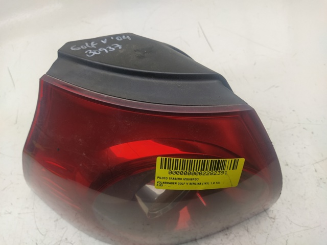Lanterna traseira esquerda externa 1K6945095G VAG