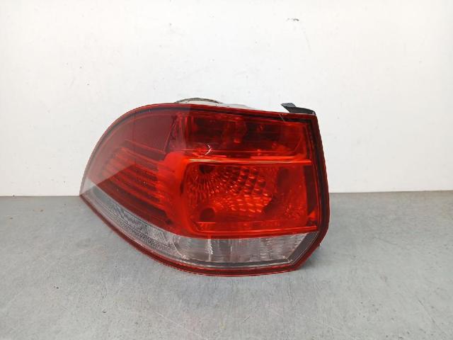 Lanterna traseira esquerda 1K9945095E VAG
