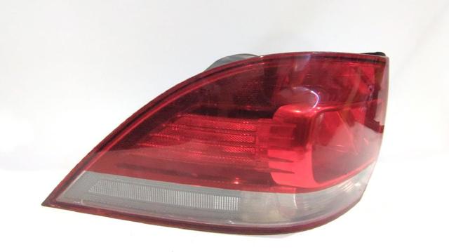 Lanterna traseira esquerda 1K9945095H VAG