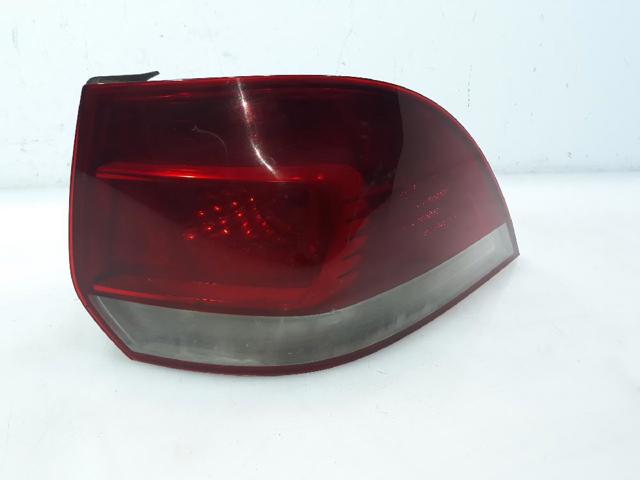 Lanterna traseira direita 1K9945096C VAG