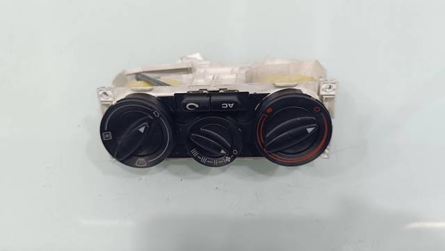 1M0820045A VAG
