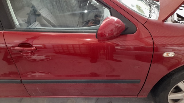 Porta dianteira direita 1M0831056N VAG