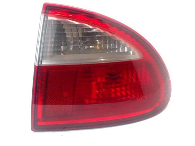 Lanterna traseira central 1M5945107B VAG