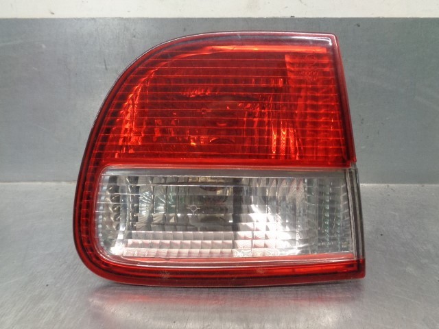 Lanterna traseira esquerda interna 1M6945107 VAG