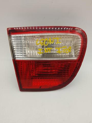 Lanterna traseira esquerda interna 1M694510701C VAG