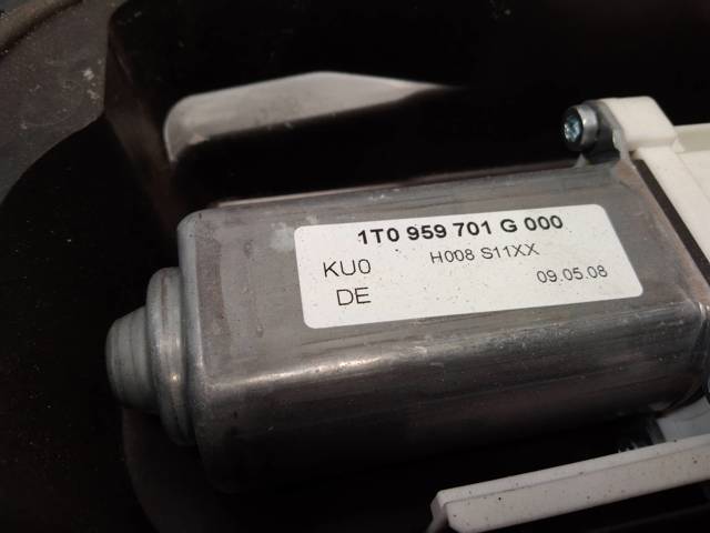 1P0867435 VAG