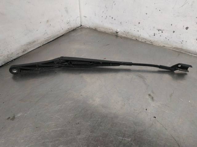 Braço de limpa-pára-brisas do pára-brisas Volkswagen Golf 5 1K5