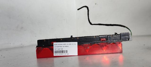 Sinal de parada traseiro adicional 1S7113A613AE FORD