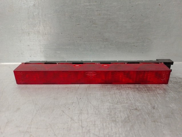 Sinal de parada traseiro adicional 1S7113A613AE FORD