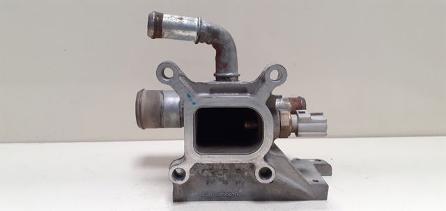 Flange do sistema de esfriamento (união em T) 1S7G8K556AJ FORD