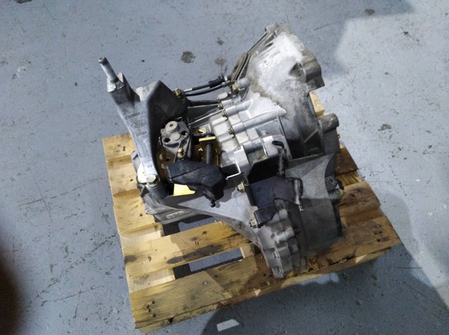 1S7R7002AE Ford